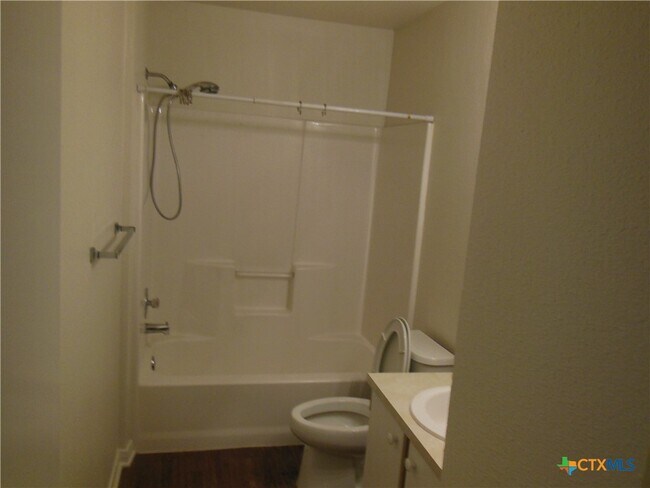 Building Photo - 604 Frostwood Dr