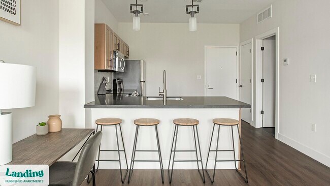 Building Photo - 1999 E Boston St