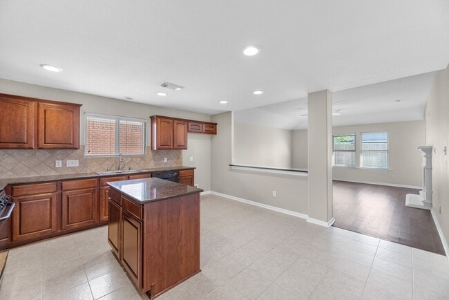 Building Photo - 21603 Gannet Peak Way