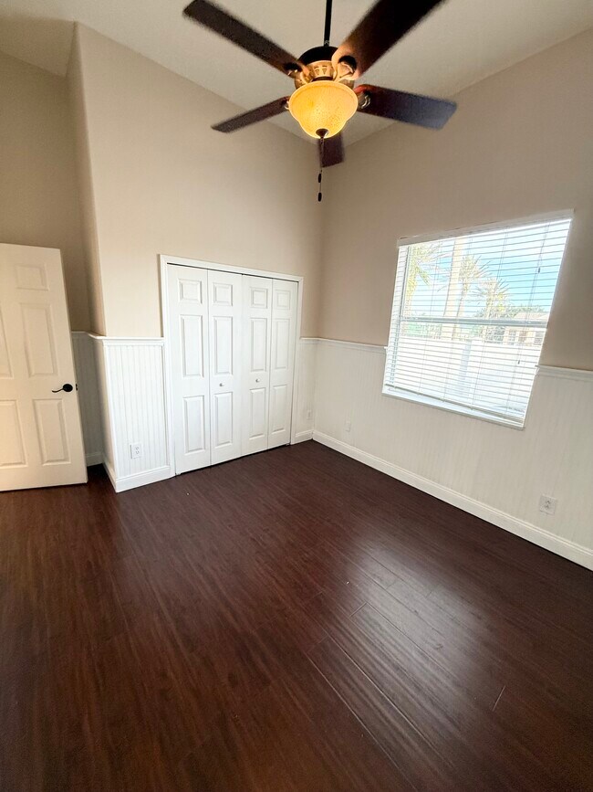 Building Photo - 4420 Harts Cove Way