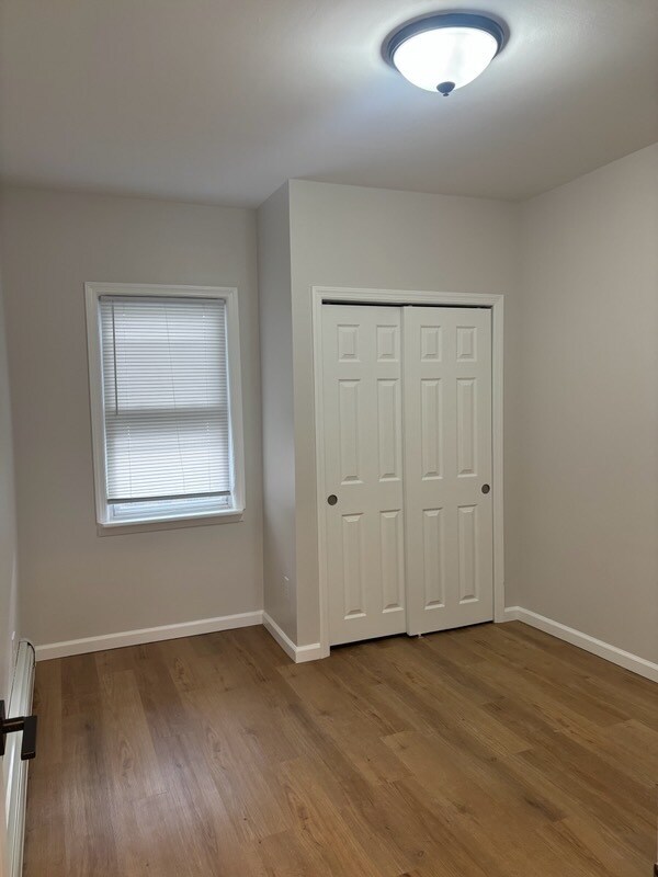 Building Photo - 46 Outwater Ln