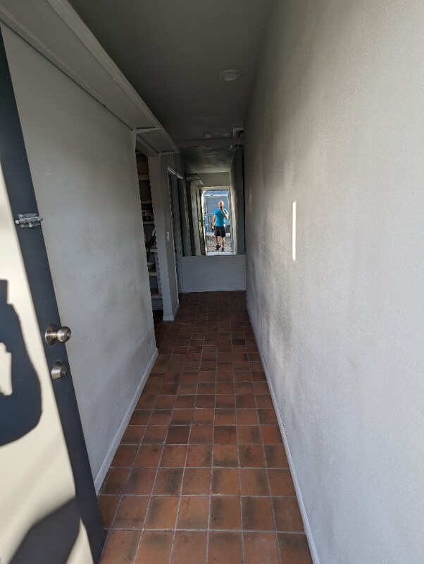 Building Photo - 540 Collins Ave