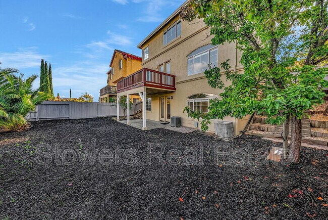 Building Photo - 6044 Claret Ct