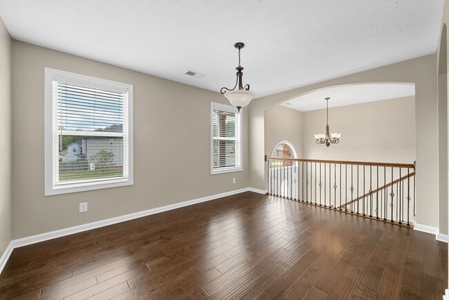 Building Photo - 1227 Brigade Dr