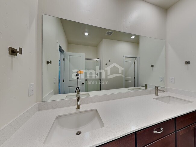 Building Photo - 5138 W White Ash Ct