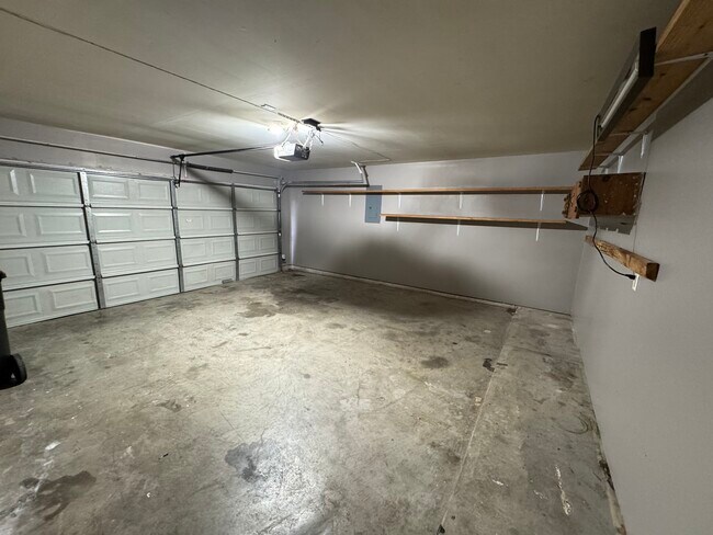 Building Photo - 15314 Carsen Bend Dr