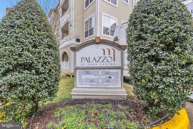 Building Photo - 4560 Strutfield Ln