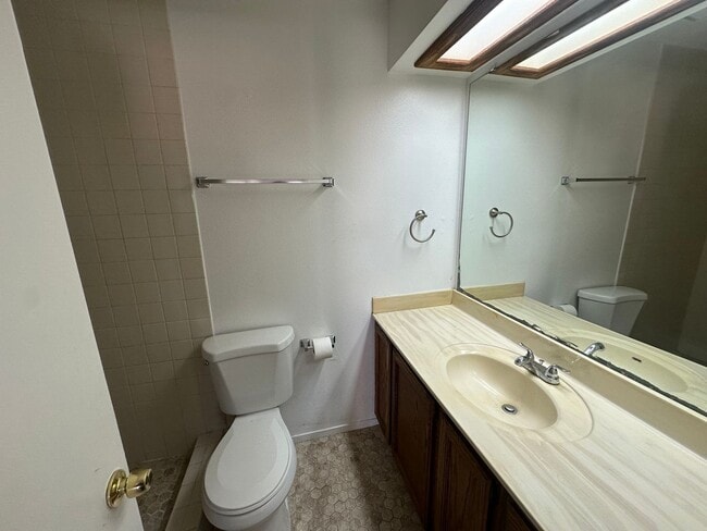 Building Photo - Your Dream Home: Spacious Interiors, Garage, and Huge Backyard