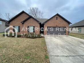Building Photo - 108 Falling Waters Ln