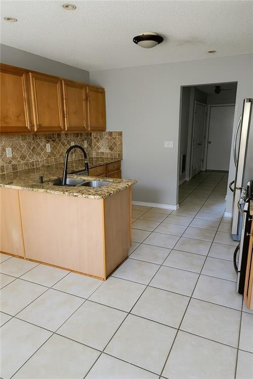 Building Photo - 1379 Persimmon Ct