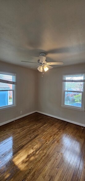 Building Photo - 4504 Terrace St