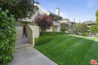 Building Photo - 2237 Century Hill