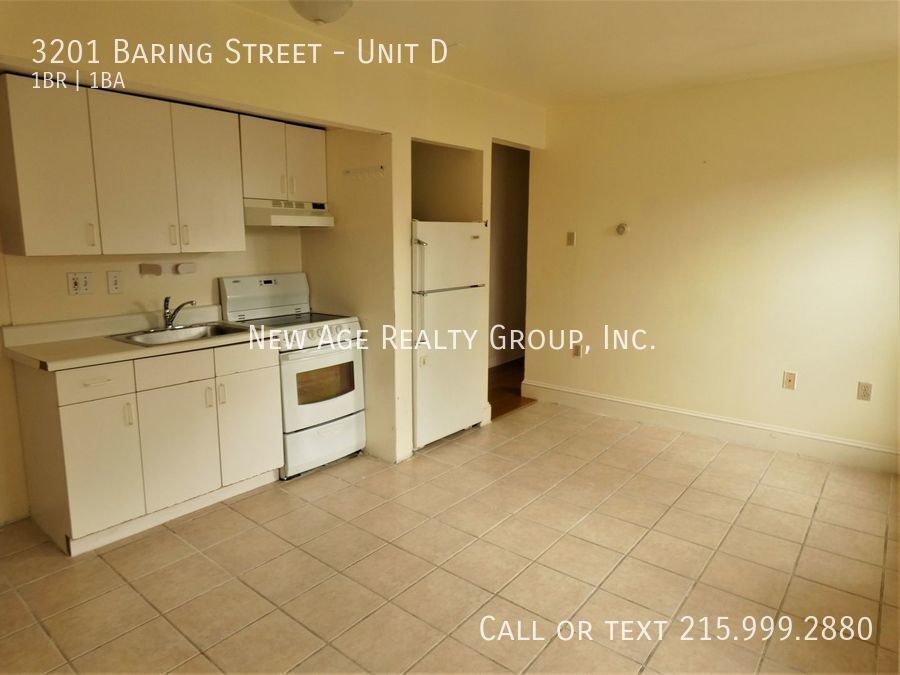 Building Photo - 3201 Baring St