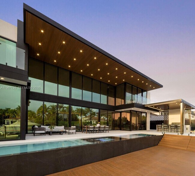 Building Photo - 1102 Washington St