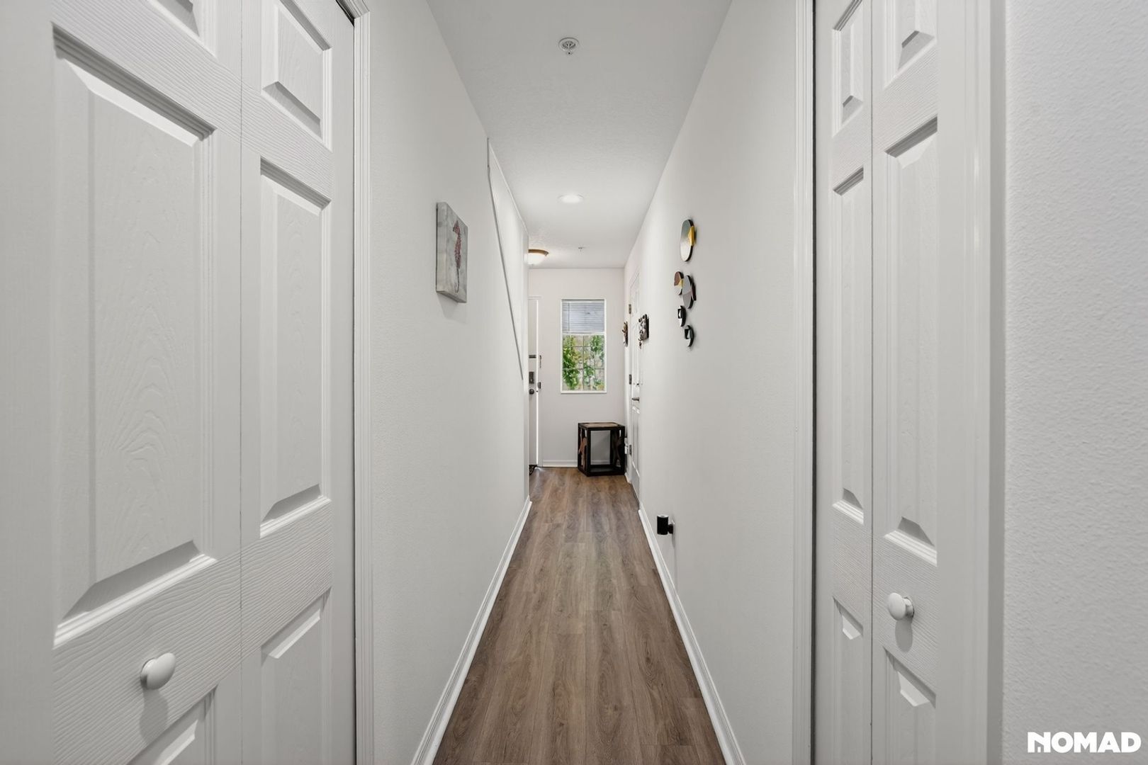 Building Photo - 2433 6th Ave Dr E