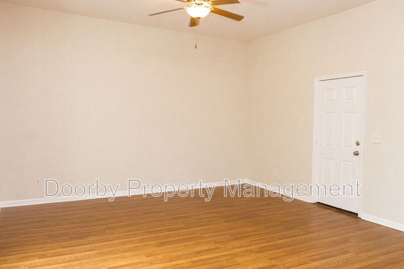 Building Photo - 1815 Bailey Ave