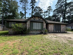 Building Photo - 422 Gamewood Dr
