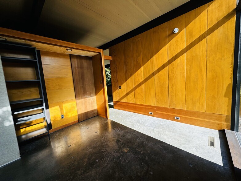 Building Photo - 14407 SE 55th St