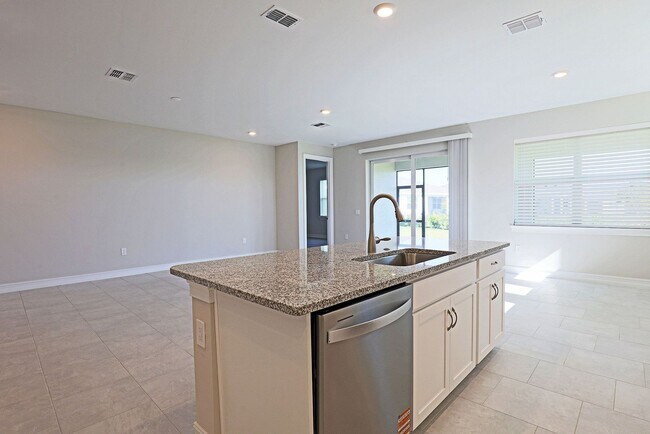 Building Photo - AVAILABLE NOW BRAND NEW!!