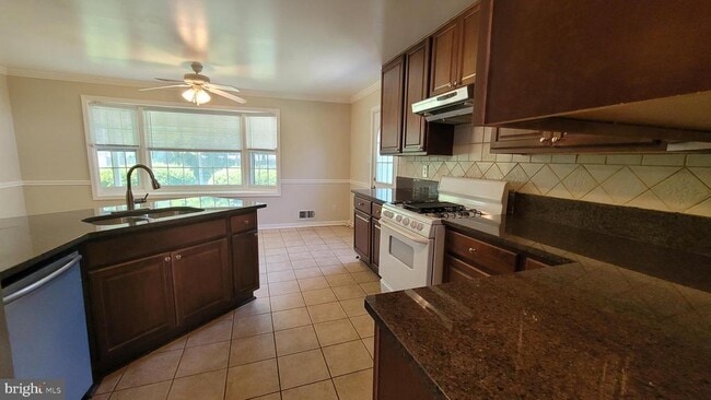 Building Photo - 11703 Tifton Dr