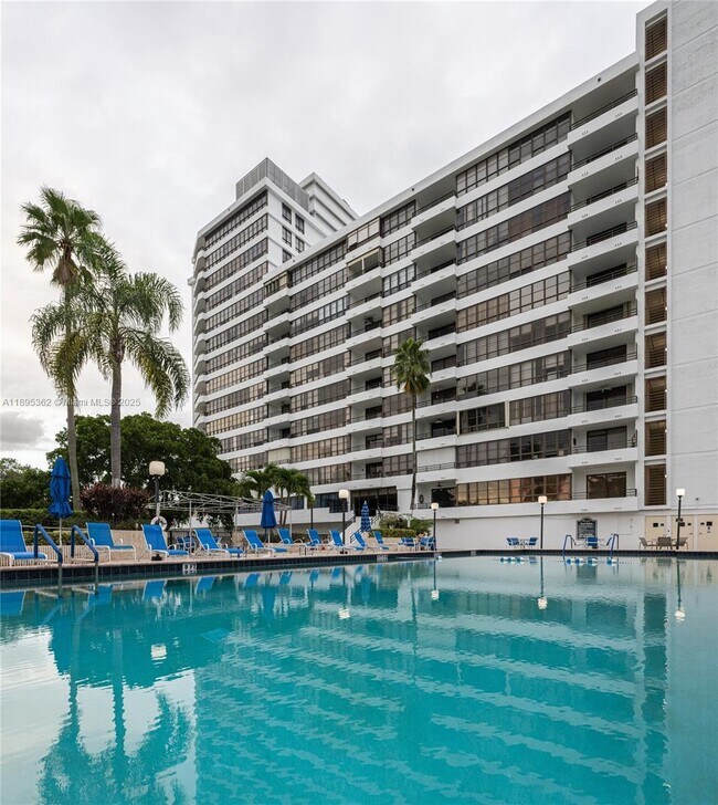 Building Photo - 600 Three Islands Boulevard