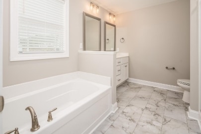 Building Photo - 4511 Laurel Rdg Dr