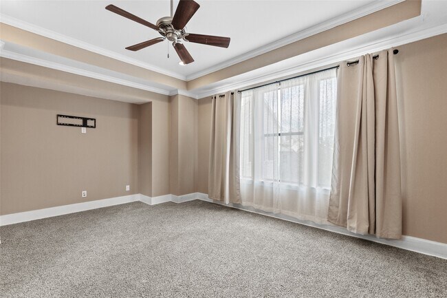 Building Photo - 1411 Elgin St