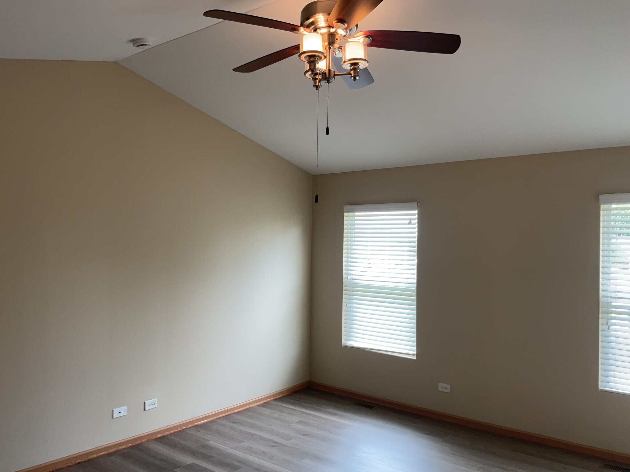 Building Photo - 2771 Cranston Cir