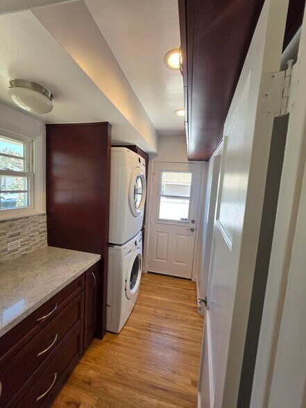 Building Photo - 20758 Stephanie Dr