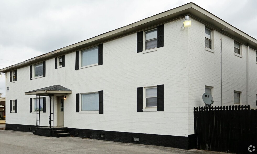 Interior Photo - Channing Apartments West