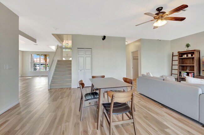 Building Photo - 18248 Coral Isles Dr