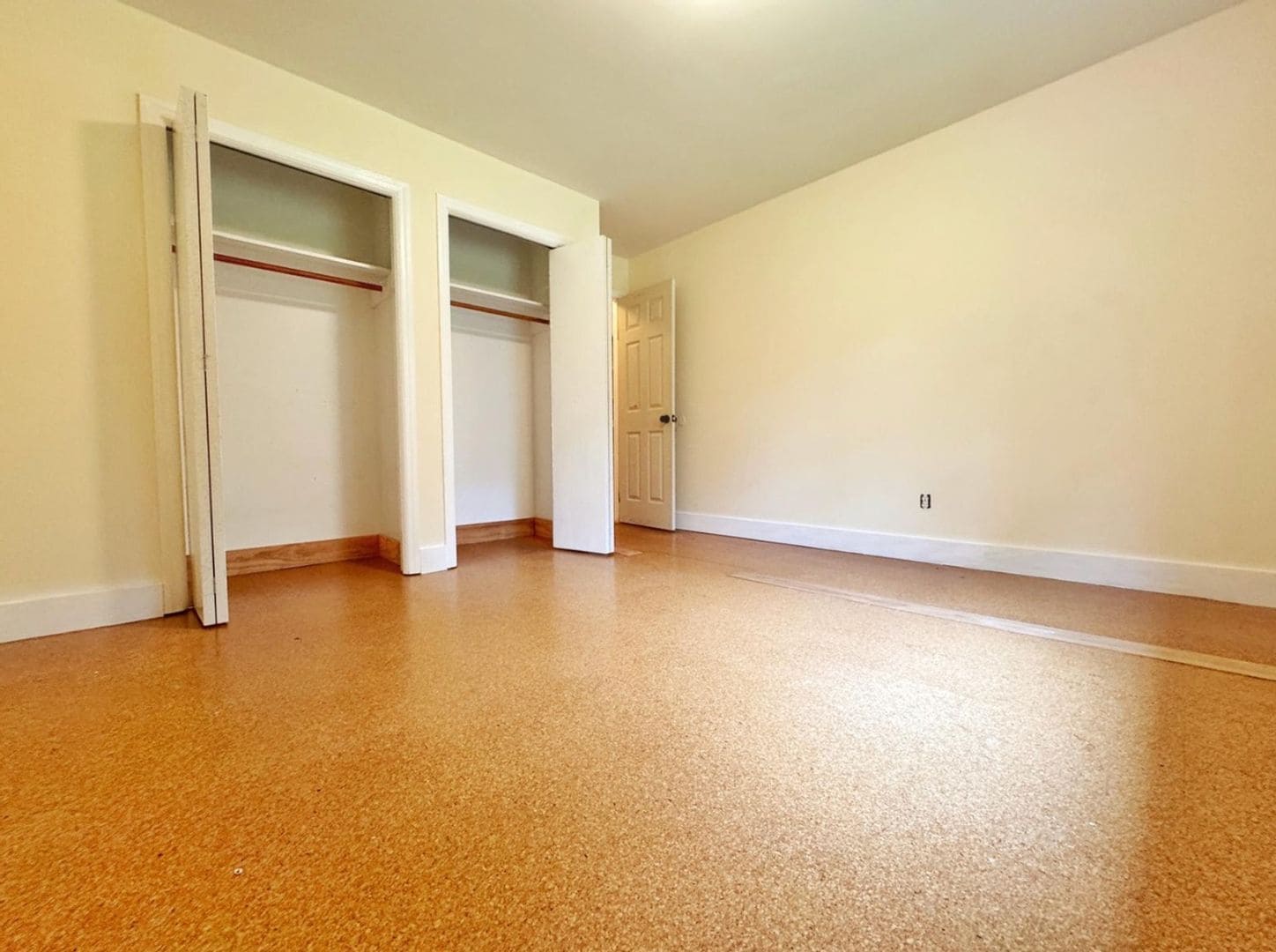 Building Photo - 525 Birnamwood Dr