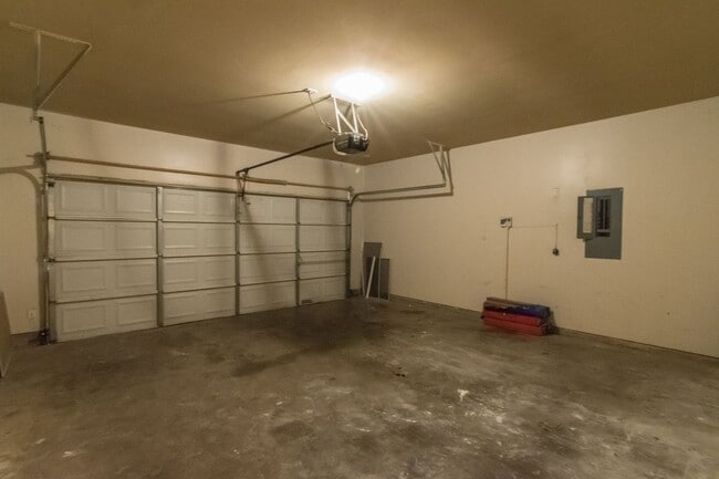 Building Photo - 8512 Prairie Wind Trail