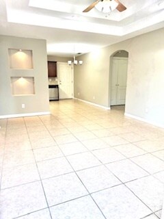 CUTE, CLLEAN AND COMFY! - 3607 Sheraton Ave