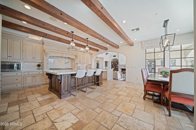 Building Photo - 9290 E Thompson Peak Pkwy