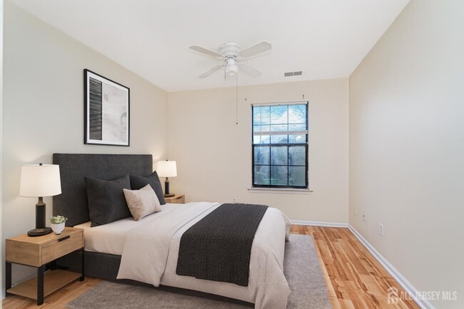 Building Photo - 212 Blew Ct