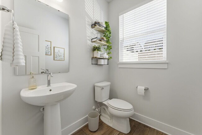 Building Photo - Luxury 3BR/2.5BA Craftsman Townhome with Designer Finishes & Open-Concept Living in Trailside at ...