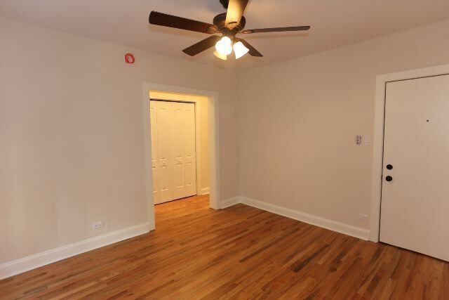 Building Photo - 618 W Patterson Ave