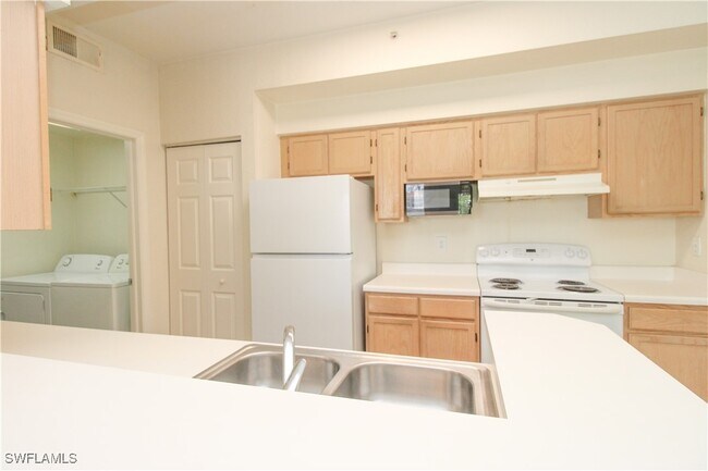 Building Photo - 4630 St Croix Ln