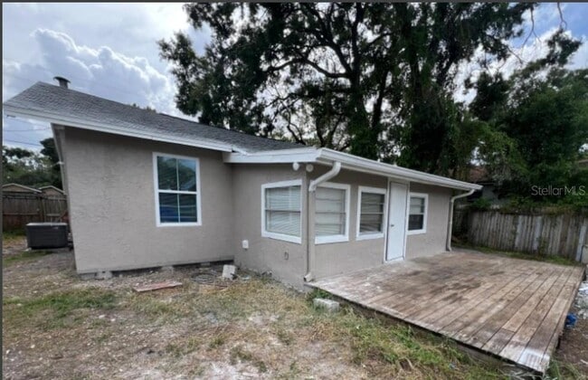 Building Photo - 1708 E Nome St