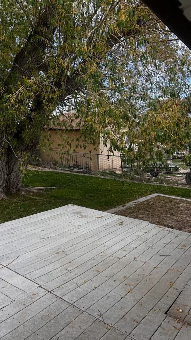 Building Photo - 531 W 660 S