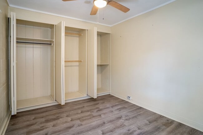 Building Photo - 1 bedroom 1 bath Makai side