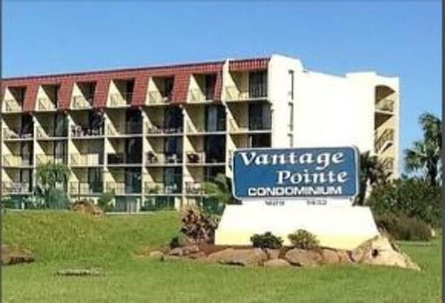Building Photo - Amazing Ocean View from Pool or Jacuzzi - 1bdrm 1Ba in Datyona Beach - Includes Water/Sewer/Basic...