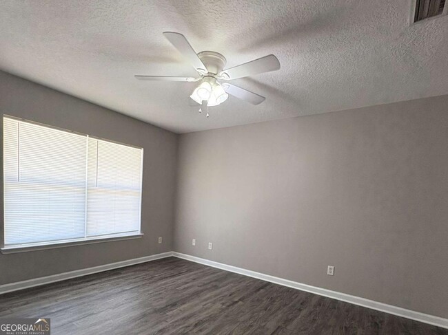 Building Photo - 311 Gary Cir