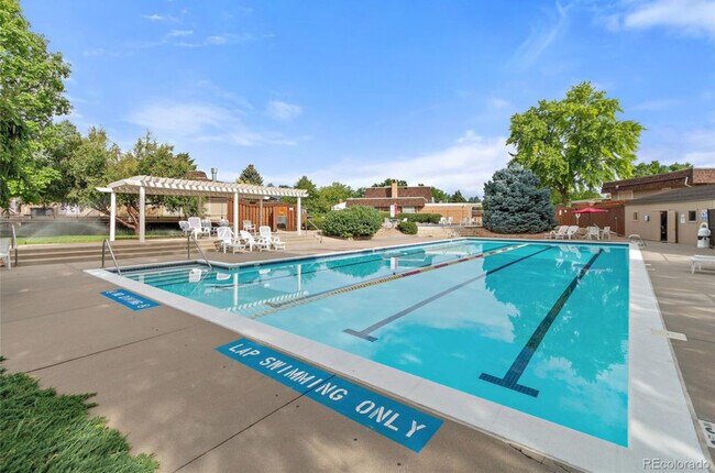 Three Fountains Community Pool - 3268 S Oneida Way