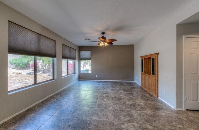 Building Photo - 39932 N Wisdom Way