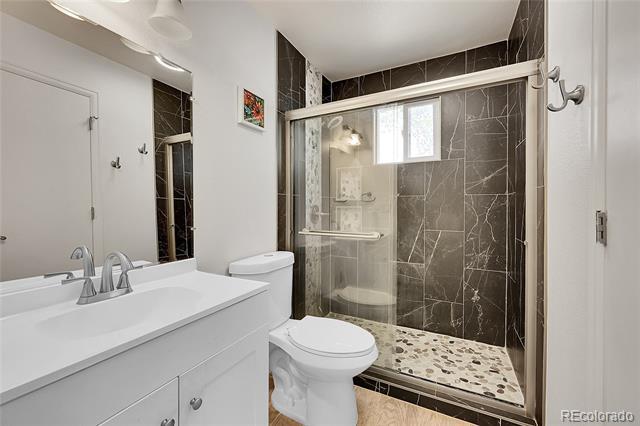 Building Photo - 12231 Magnolia Way