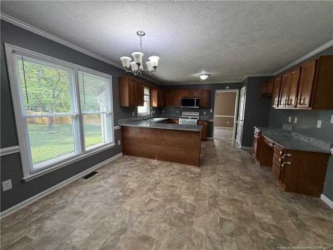 Building Photo - 637 Spy Glass Dr