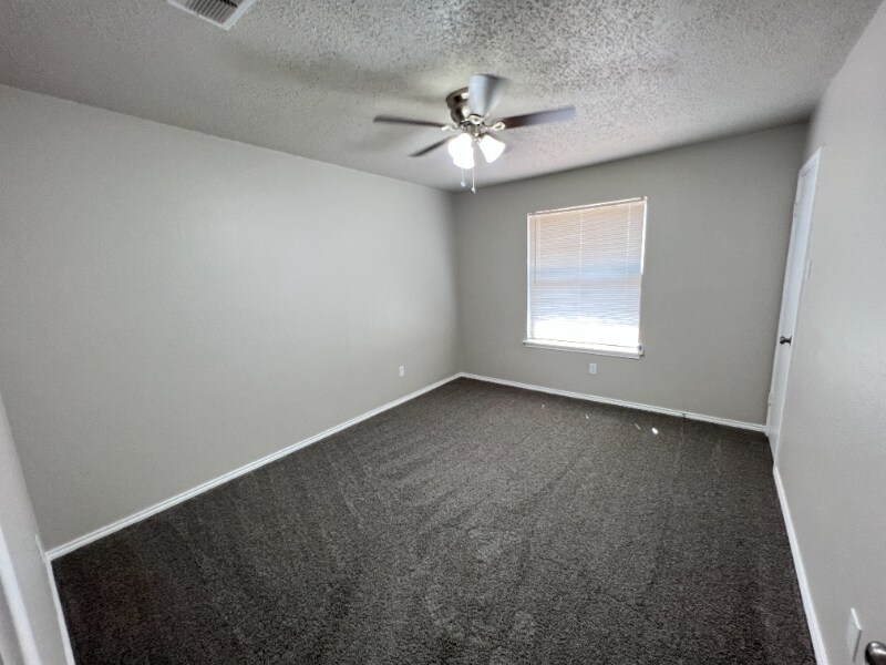 Building Photo - 6417 Canyon Cir