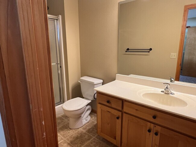 Building Photo - ***PRICE ADJUSTMENT - MOVE IN SPECIAL***